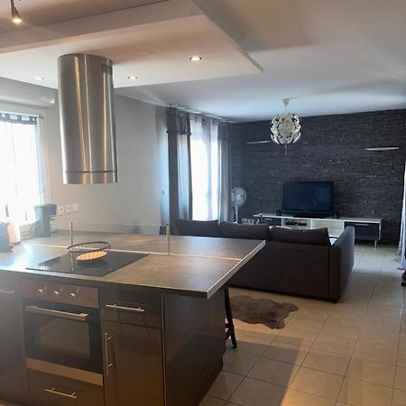 Superbe Appartement Tout Equipe Avec Parking. Марсель Экстерьер фото